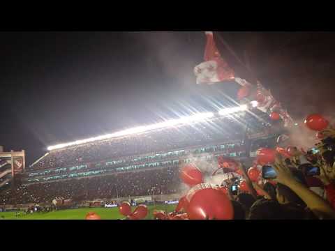 "Yo solo espero que llegue este domingo Independiente 2 vs racing 0 2017" Barra: La Barra del Rojo • Club: Independiente