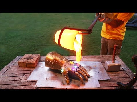 THANOS INFINITY GAUNTLET VS LAVA