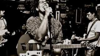 &quot;You ain&#39;t alone&quot; - Alabama Shakes (live)