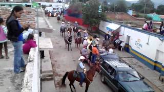 preview picture of video 'Cabalgata En Teponahuasco'