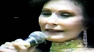 Loretta Lynn LOVE IS THE FOUNDATION
