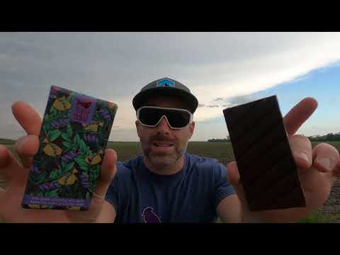 Theo And Philo -  Mango, Chili And Cacao Nibs Dark Chocolate Bar Review