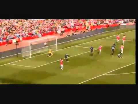 Aaron Ramsey goal - Arsenal 1 - 0 Manchester United - 1/5/11