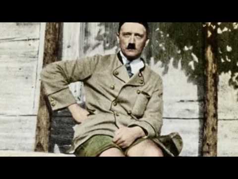 Weimarer Republik; Hitlers erste Schritte in München