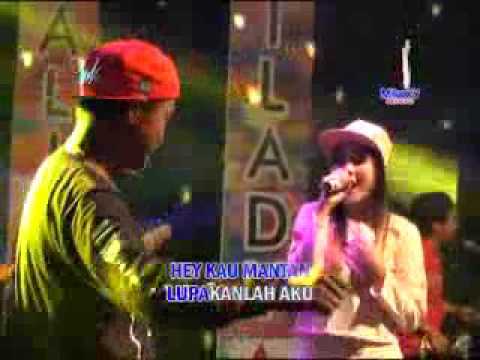 Nella Kharisma Feat. Bayu G2b - Kepoin Mantan | Dangdut [OFFICIAL]