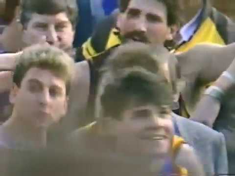 1986 VFL grand final Hawthorn medal presentation