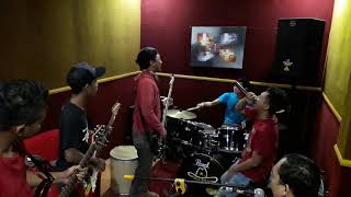 Download lagu Kembali berdansa cover skabies sragen | jamming studio Hill billy mp3