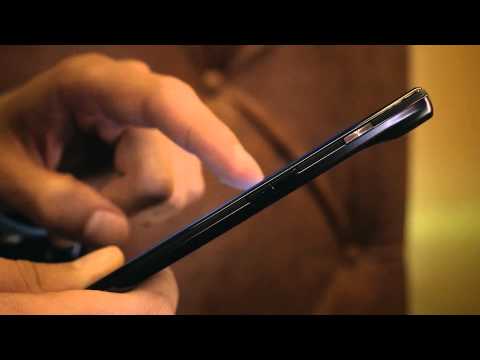 MOTOROLA DROID RAZR™ Official Motorola Commercial