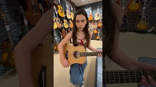 Download lagu She broke her guitar 😩 #shorts #jonathanjoly mp3 Download lagu She broke her guitar 😩 #shorts #jonathanjoly mp3