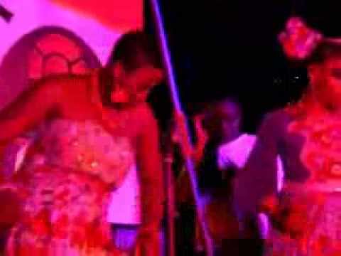 BINTA TORODO SUR LE FESTIVAL DJIOGBE A COTONOU