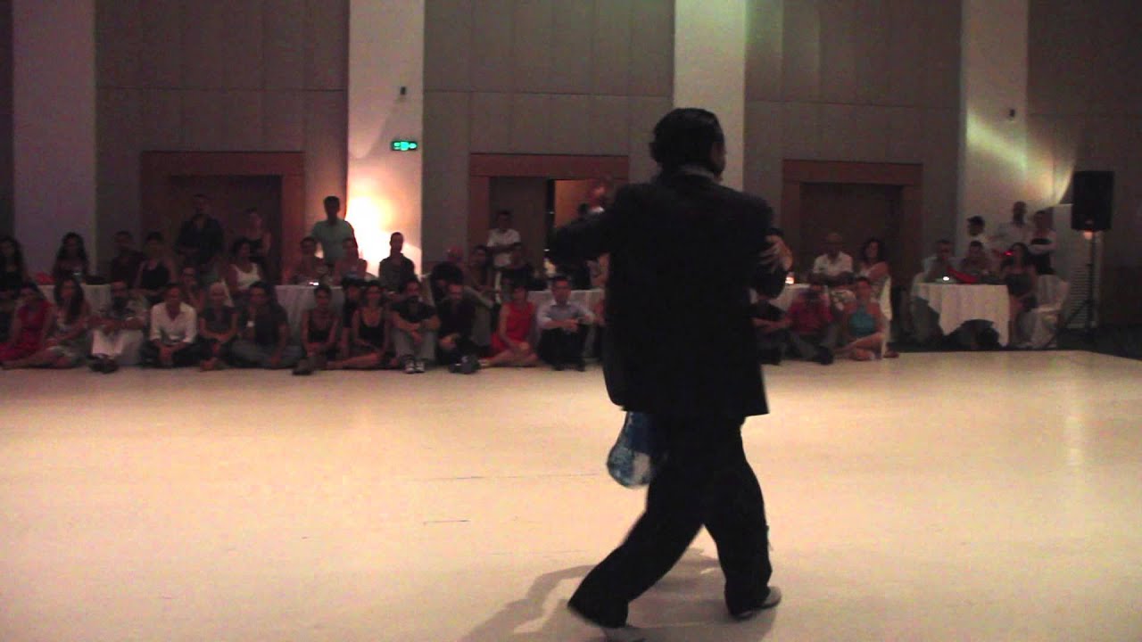 Gaston Torelli - Moira Castellano - 2