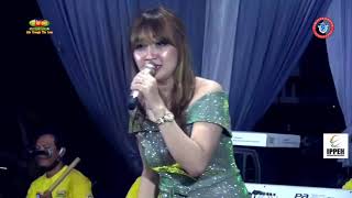Download lagu Cinta Yang Pudar Voc By Yunita Asmara mp3