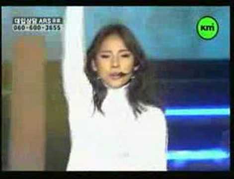 Hyori perf - Hey Girl (White)
