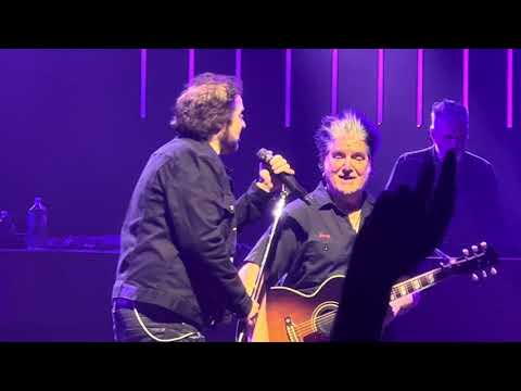 Big Yellow Taxi - Counting Crows (Providence, RI 7/18/2023)