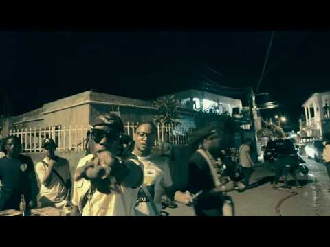 MadTwoz Celebrates New Year's Eve 2017 in Sandy Ground, Sxm (Fireworks Celbration)