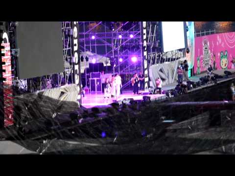 [Fancam] 121122 Twinkle rehearsal - TaeTiSeo + Hyoyeon, Yuri, Yoona (SMTOWN Singapore)