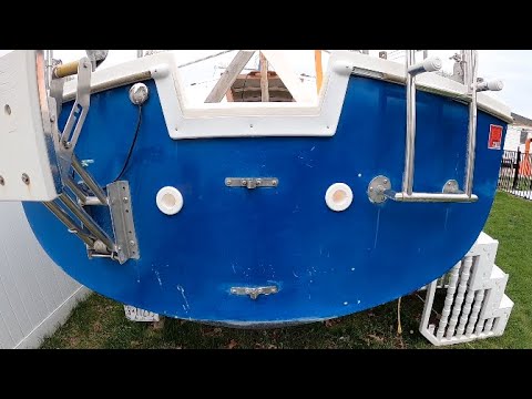 Catalina 22 transom scuppers