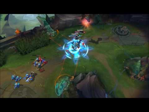 RIven vs Illaoi Outplay