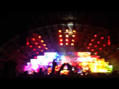 Axwell^Ingrosso - ID (Departures @ Ushuaia 2014)