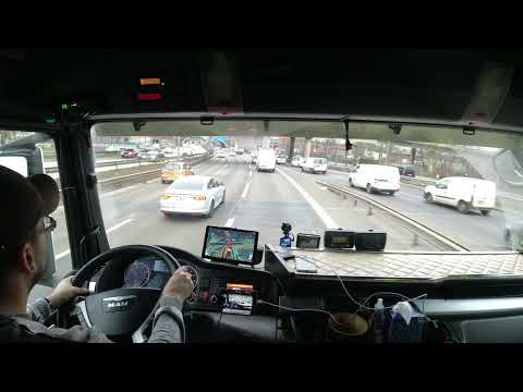 Silent Driving !! | Berlin day before christmas | MAN TGX 18.440