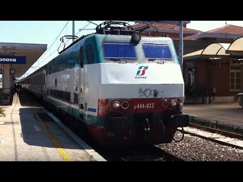 [TRENI] Partenza IC Crotone-Milano con E444R.033 - Giulianova [HD]