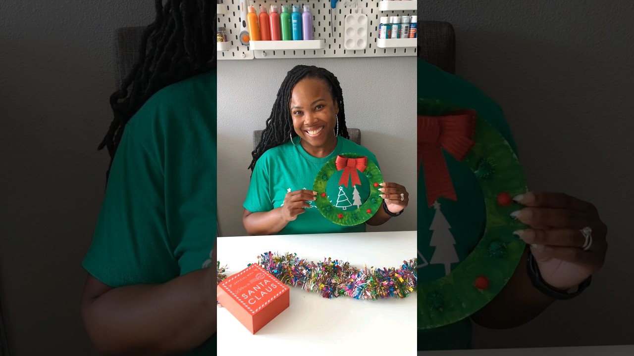 Paper Plate Christmas Wreath Craft for Kids #kidscraft #shorts #christmas #christmascrafts