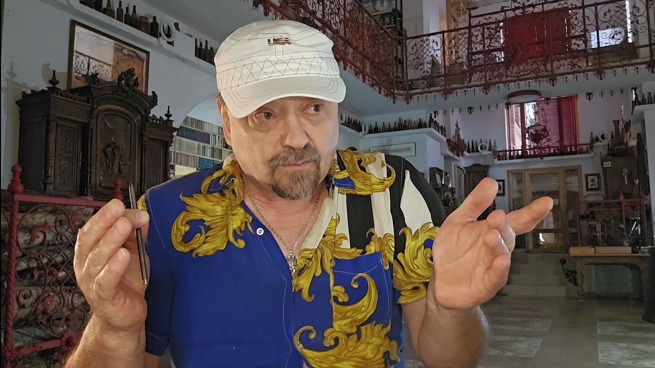 Или Зеля уволит Ермака, или вылетят оба.Если раньше Алибаба жарил Чебурека,т?