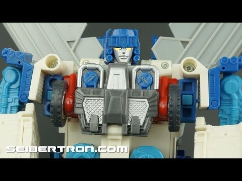 eBay Demonstration: Transformers Robots In Disguise Ultra Magnus 2001 131126a