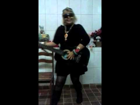 Roberta Miranda a minha  vida  eu preciso mudar