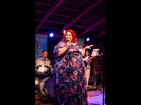 Csóka Anita és a Vintage Time Band - Ezer színnel száll a szél - Művészetek Völgye 2025