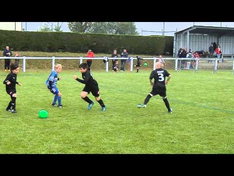 Les Etoiles du Trégor 2015   U9   T A RENNES 1   STADE MAYENNAIS 1   3 1 4