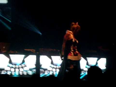 CountDown 2010 Zepp Nagoya Michele Adamson 1/3