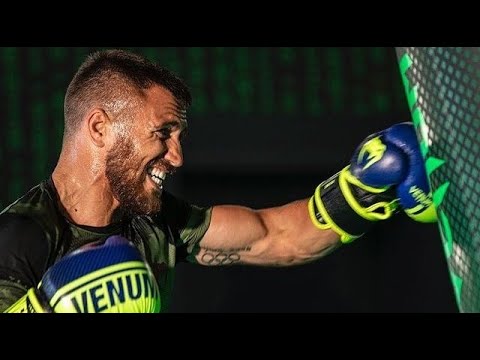 LOMACHENKO TRAINING 💪💪💪 #NoDaysOff