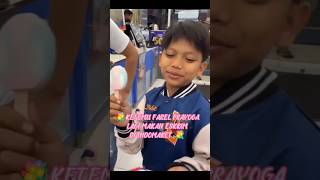 Download lagu MEET FAREL PRAYOGA EATING ICE CREAM AT INDOMARET_Mama & agra #shorts #viral #clown #icecream #yupi mp3 Download lagu MEET FAREL PRAYOGA EATING ICE CREAM AT INDOMARET_Mama & agra #shorts #viral #clown #icecream #yupi mp3