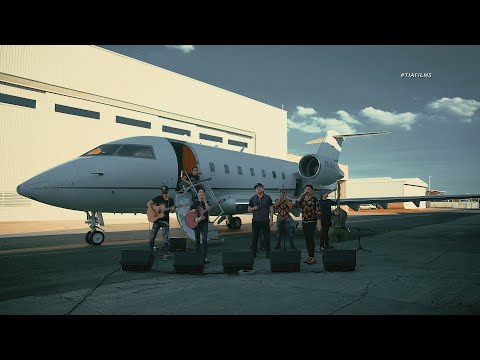 Axel Rodriguez - Gente Criticona (en vivo) ft Los Chavalos De La Perla | TIA FILMS