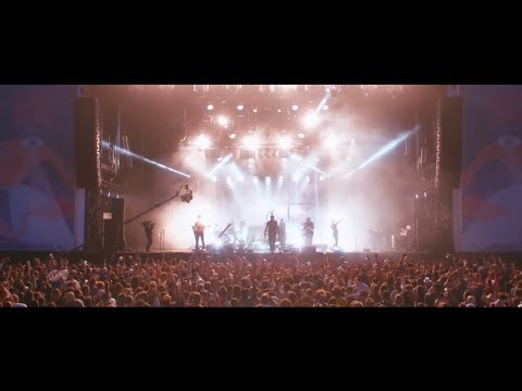 Wax Tailor (ft. Raashan Ahmad & Mattic) - The Chase (Live Vieilles Charrues 2017)