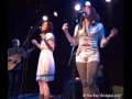 THE WATSON TWINS - OLD WAYS (LIVE AT THE FINGERPRINTS)