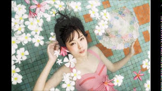 渡辺美優紀、スタイルブックで“七変化”