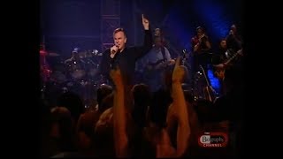 Video thumbnail of "Neil Diamond takes live song request from Muhammad Ali"