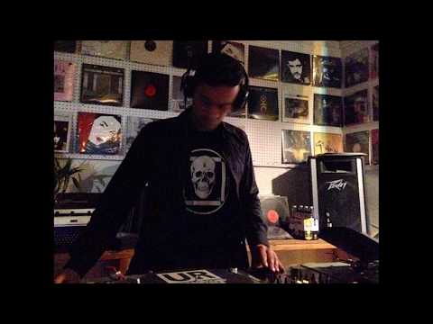 Deutsch Nepal - Ich Steh' im Regen  (Ancient Methods EDIT)