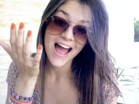 MadameHype’s Video 38000926140 C7VCzPG2E24