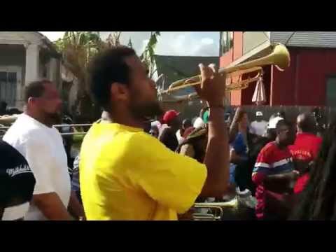 Hot 8 Brass Band at Single Ladies 2014 second line