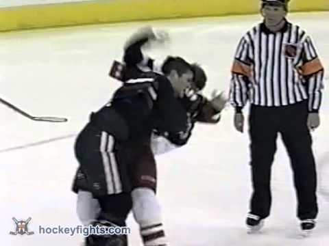 Lyle Odelein vs Jody Shelley