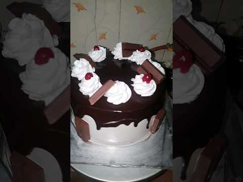 CHOCOLATE CAKE MADE BY ME 😋  #cake #cakelover #cakedecorating #cakeoftheday #viralvideos #chocolate