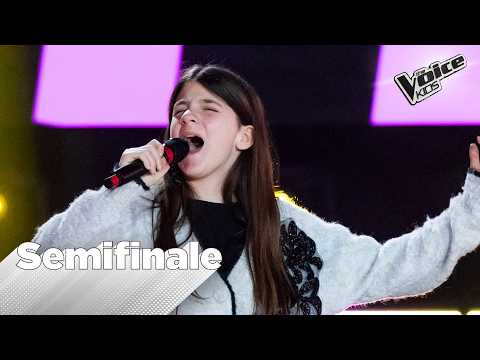 Ylenia sceglie “Bruci la città” | The Voice Kids Italy Semifinale