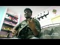 Un Paarvaiyil Oorayiram Guitar Cover