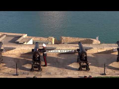Saluting Battery one of Malta's most vibrant visitor attractions 16:00 h gun firing 2014
