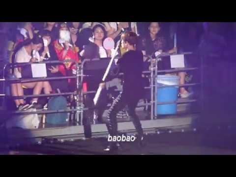 160730 The EXO'rDIUM in Seoul, Artificial Love - Baekhyun Focus 백현