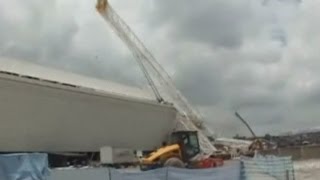 Deadly crane collapse at Brazil 2014 World Cup venue caught on camera