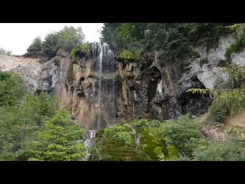 Cascada Pisoaia - comuna Vidra, Muntii Apuseni (2016)